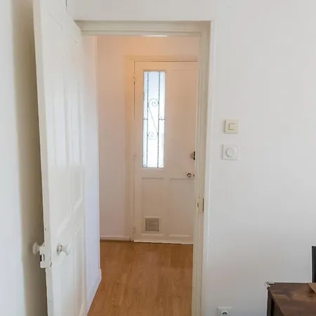 L'escale Pro-pratique, Confortable , équipé- Proches Des Voies Rapides Et Stationnement Gratuit Appartement *